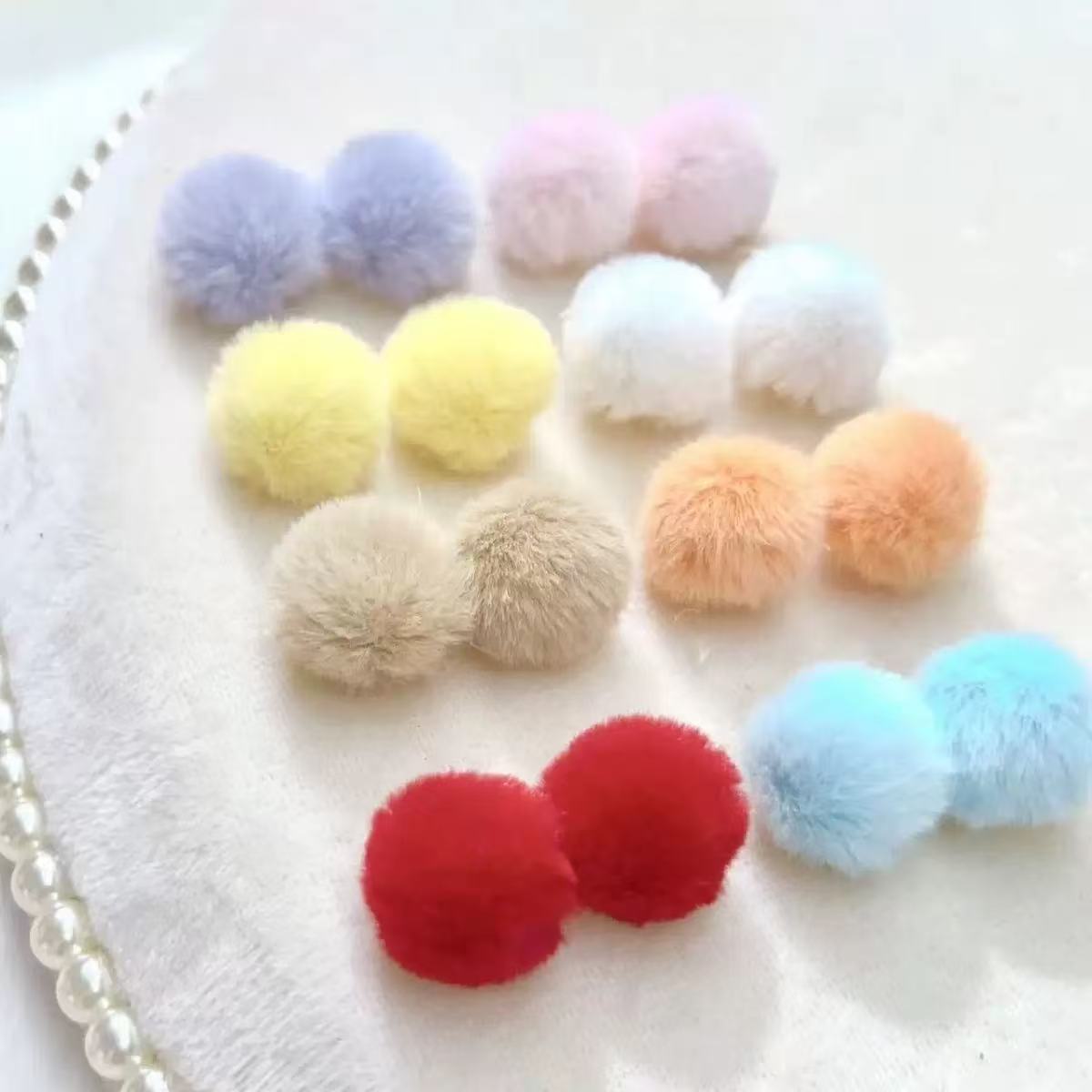 20mm fluffy pom pom pendant hanging DIY beads - 50pcs/bag